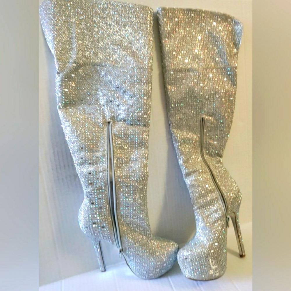 Over the knee Bella Luna  silver crystal boots size 7.5